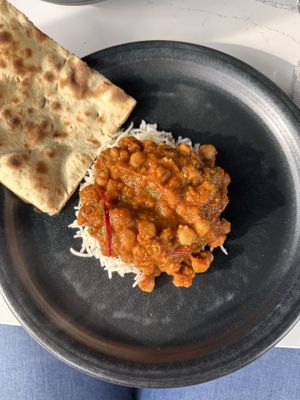 Chana Masala and Tandoori Roti  at Swagat in Sun Prairie