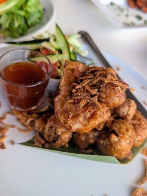 Crispy mushroom chicken at Satdha Plant Based Thai Kitchen in Santa Monica