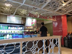 Counter at LAX - Real Food Daily - T4 in Los Angeles