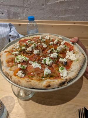 Ricotta pizza at Domo in Barcelona