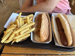 The food (there’s Ketchup and mustard too)😄 at Frankfurt Mailo's Platja  in Castelldefels