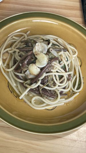 Burdock oil pasta  at URT 유알티 in Seoul