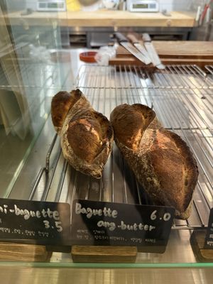 Simple and nice  at URT 유알티 in Seoul