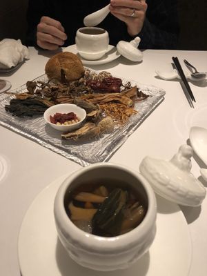 Twice boiled Chinese mushrooms and vegetable soup at Cantonese en Ken Takase in Tokyo