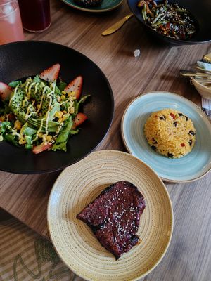 Avocado salad with seitan and rice at Jumandy Organic Garden in Quito