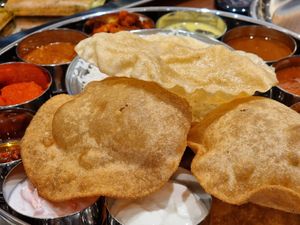 Talhi at Saravanaa Bhavan in Seoul