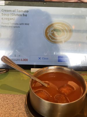 They said it is vegan cream so I ordered. A bit surprise cuz it is very different looking when the soup is delivered 🤣  at Saravanaa Bhavan in Seoul