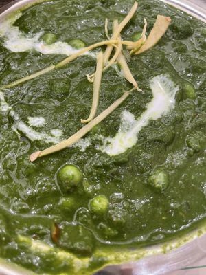 Spinach & pea curry. Rich & yum   at Saravanaa Bhavan in Seoul