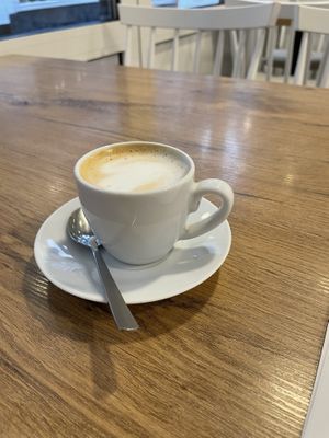 Espresso Macchiato   at Omas Kuchen in Koblenz