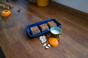 Almond square
and its infused milk

A delicacy for dessert, gluten-free since lupin and rice flours are used. at OASIS 28 in Chartres
