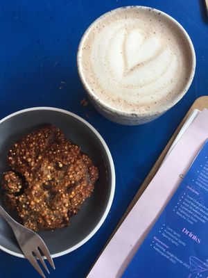 Kakao (Elimba) und Tahini Cookie  at Café Bauchgefühl  in Cologne