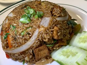 Spicy Basil Fried Rice: Thai Basil, Onions, Scallions, Bell Peppers, Chili Jam, add Tofu at Thai Table in Grand Rapids