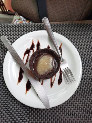 Torta de chocolate com geleia de cupuaçu at Rango Vegan in Salvador