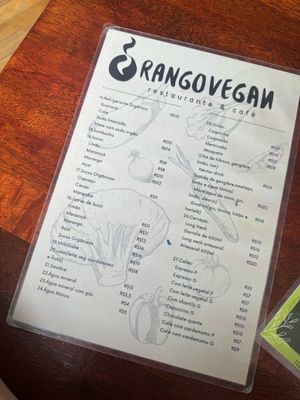 Bebidas (suco de açaí é incrível)   at Rango Vegan in Salvador