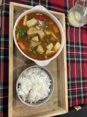 Coconut curry with lentils and lions mane mushrooms   at Lin Vegan in Hai Phong