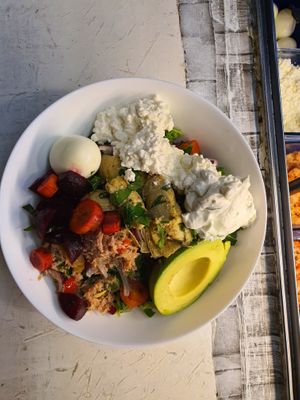 En hälsosam blandning at Salladsbaren Grönt & Gott in Gothenburg