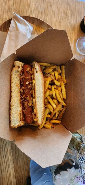 Hot dog at Green Farmer's in Amsterdam