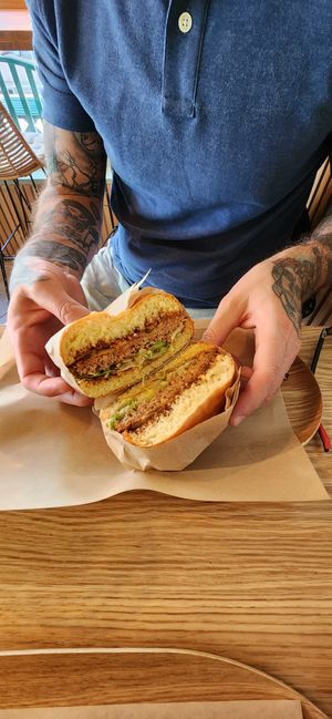 Bbq burger at Green Farmer's in Amsterdam