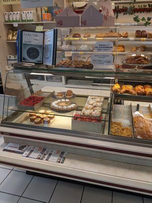 inside at Bäcker Kahl in Frankfurt