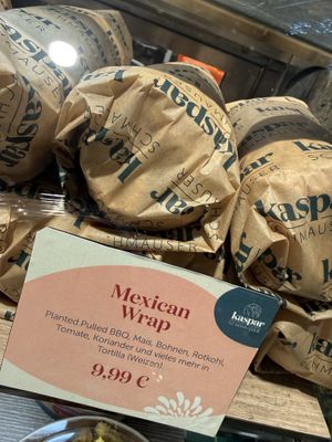 wrap  at Kaspar Schmauser  in Berlin