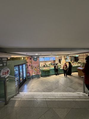 front  at Kaspar Schmauser  in Berlin