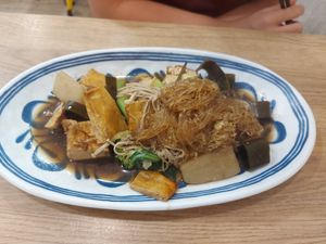  at Shandingfeng Vegetarian Restaurant - Lingya - 善鼎豐素食館 苓雅店 in Kaohsiung