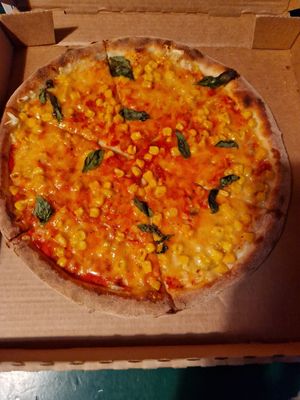 Pizza Margarita + Mais #Veganuary at Terminal Pizza Iserbrook/Blankenese in Hamburg