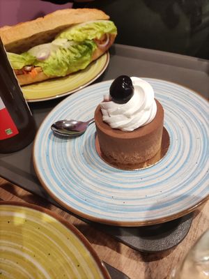  at Noah Pâtisserie Végétale in Tours