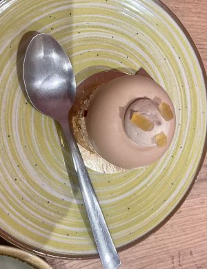 Citron mousse  at Noah Pâtisserie Végétale in Tours