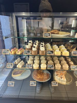   at Noah Pâtisserie Végétale in Tours