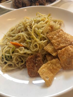 Fried Laksa at Yuan Vegetarian Bistro in East Singapore