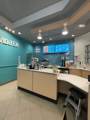   at DAVIDsTEA in Ottawa