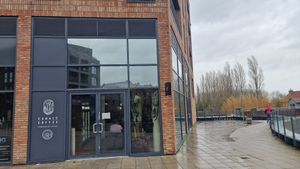 External at Canal St Coffee in Milton Keynes