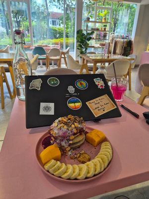 Perfect for working as well ;) at KURUMI - Healthy Vegan Food & Desserts in Hoi An