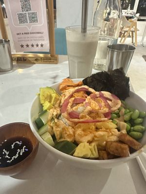 Fantastic poké bowl, full of flavours  at KURUMI - Healthy Vegan Food & Desserts in Hoi An