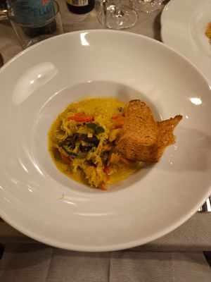 Vegan curry soup at Saladier Vinci Trattoria Dell'Ortolano in Florence
