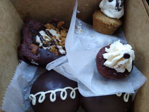 Brownie, mini cupcakes, fauxstess cupcakes at The Sweet Beet in Granby