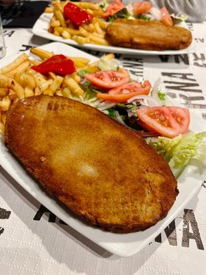 Vegan cachopo with "ham" at Alterna Sidreria Oviedo — Rosal in Oviedo