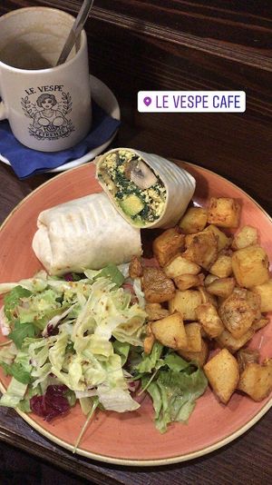 Dundas!! at Le Vespe Cafè in Florence