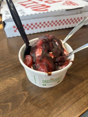 soft serve oat ice cream w strawberries and fudge  at Wild Pie in Gainesville