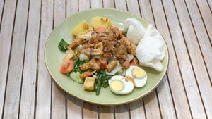 Nourish your body with our vibrant vegetarian dishes 🥕✨ Jogja at Fairy Kale Vegetarian in Yogyakarta