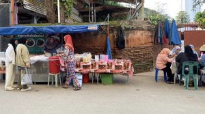 Street View at Sarima Yellow Bean Noodle ซารีมะห์ ร้านข้าวฟืนถั่วเชียงใหม่ in Chiang Mai