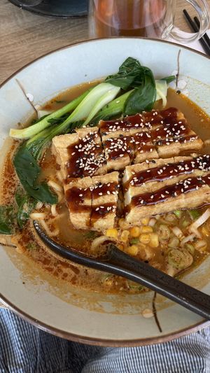 Ramen mit Tofu  at Brews N Bowls in Koblenz