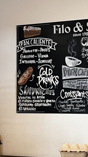 The menu includes a "vegan sandwich." at Filo & Sons Bakery in Badalona