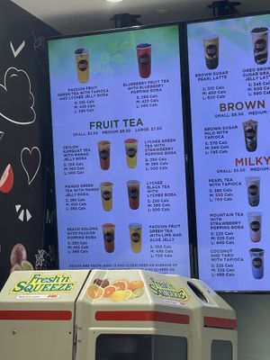 Boba teas  at Freshly Squeezed in Ottawa