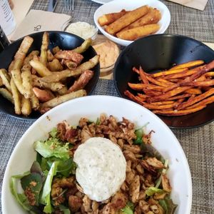 tempura, boniato, amanida amb heura, fingers at Sol Veggie in Logrono