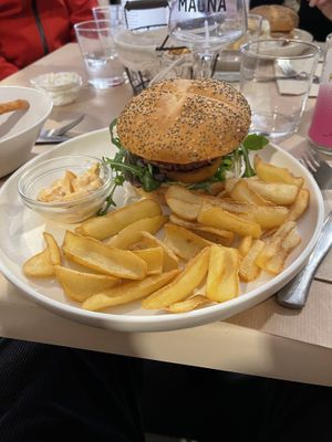 Gourmet burger with beyond meat  at Sol Veggie in Logrono