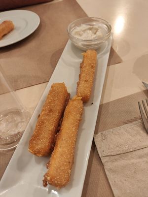 Fingers de queso at Sol Veggie in Logrono