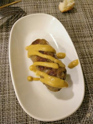 Salchiveggie con mostaza  at Sol Veggie in Logrono