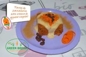 carrot cake at Green Break Vegan Restaurant in San Sebastian